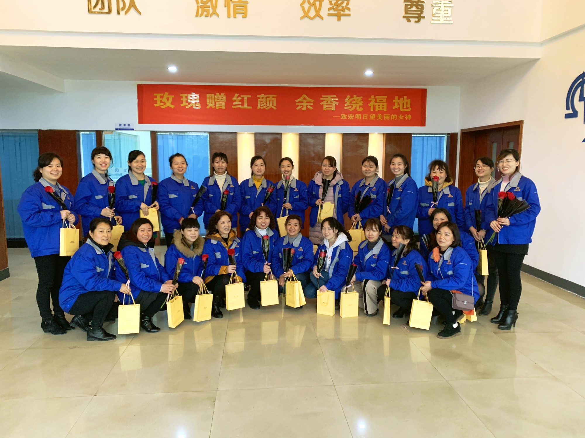 半岛平台网站登录入口_半岛（中国）
,宏明日望,株洲电子科技,湖南电容器,株洲电容器,电容器