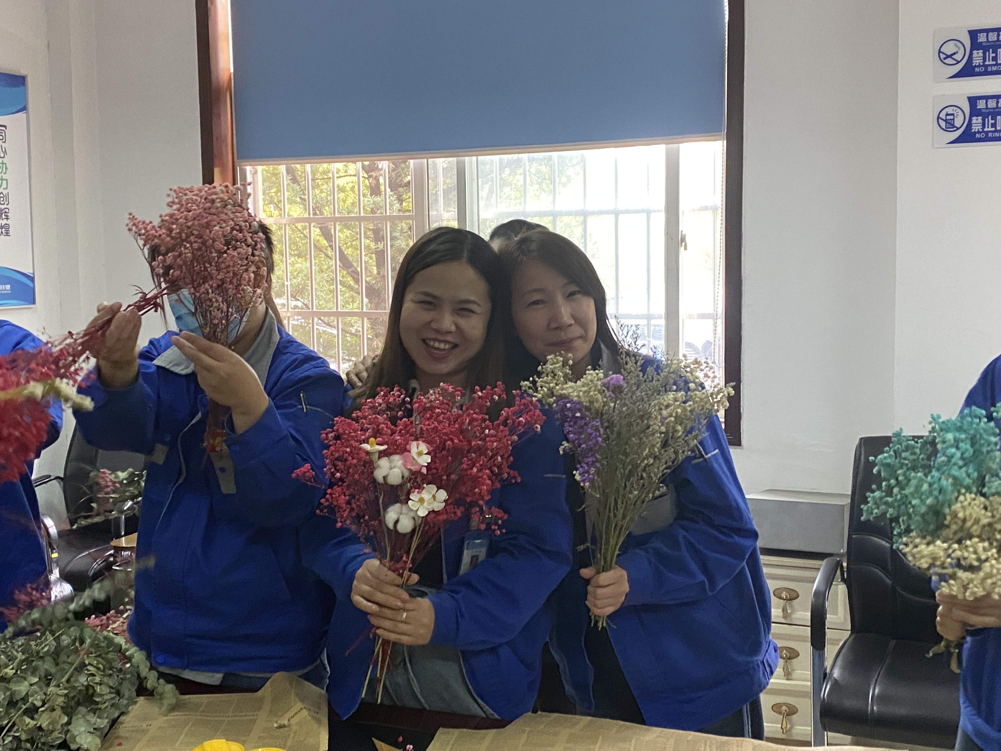 半岛平台网站登录入口_半岛（中国）
,宏明日望,株洲电子科技,湖南电容器,株洲电容器,电容器