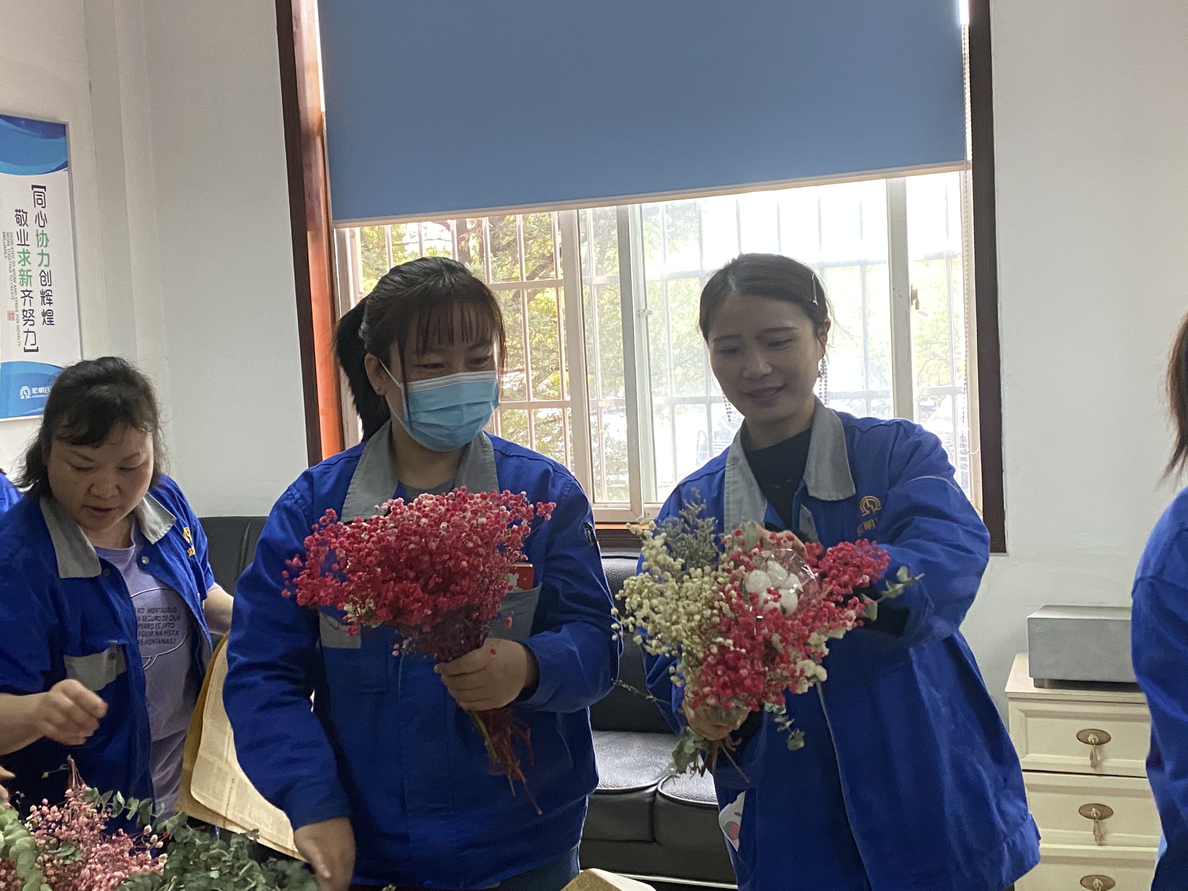 半岛平台网站登录入口_半岛（中国）
,宏明日望,株洲电子科技,湖南电容器,株洲电容器,电容器